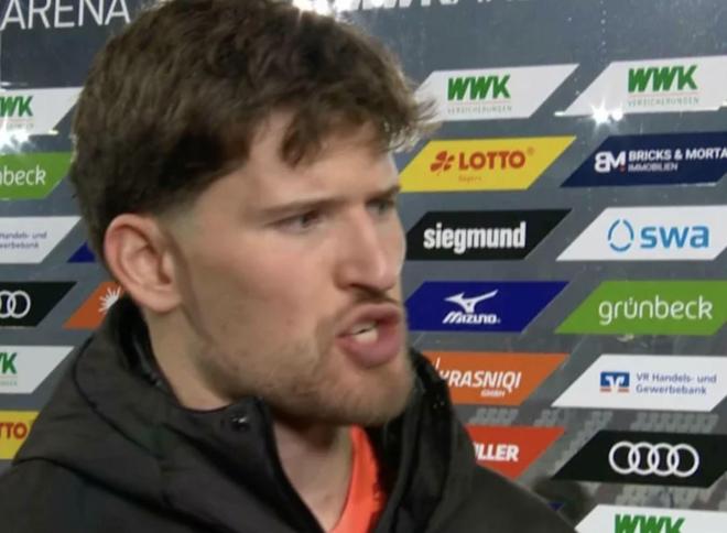 被记者问今天是否需要洗澡，科贝尔：我觉得这个问题有点冒犯